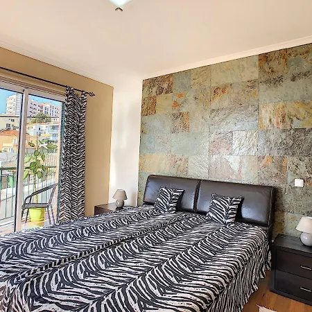 Cliff Refuge By Lovelystay *